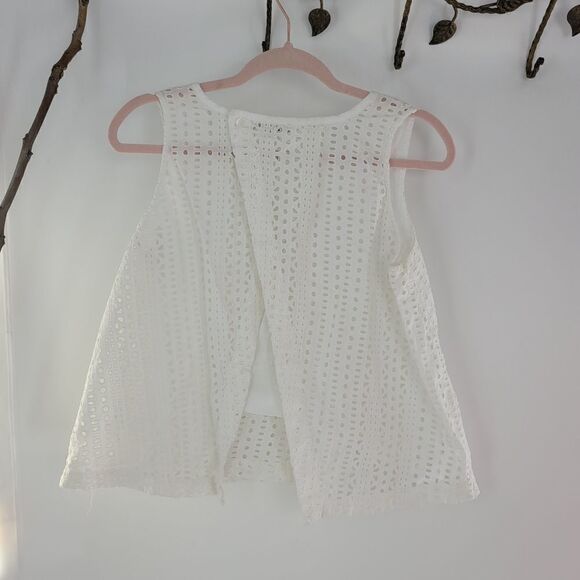 Madewell eyelet split open back sleeveless Eyelet  blouse - Picture 3 of 6